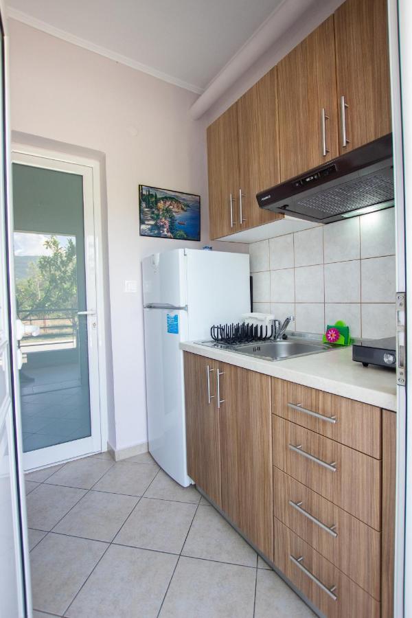 Vordos Rooms Nea Vrasna Bagian luar foto